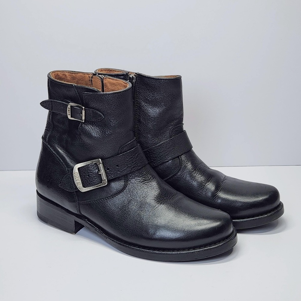 Frye Boots Womens Size 7.5 Black Leather Ankle Biker Buckle Zip Booties